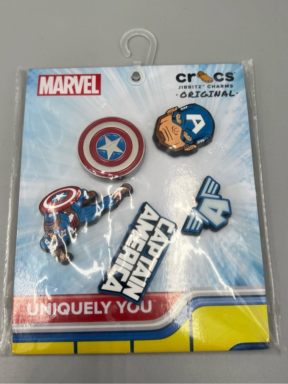 Crocs Marvel Captain American Uniquely You Jibbitz Charms. Avengers, Shield.